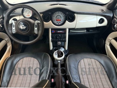 MINI Mini 1.6 16V Cooper (15)