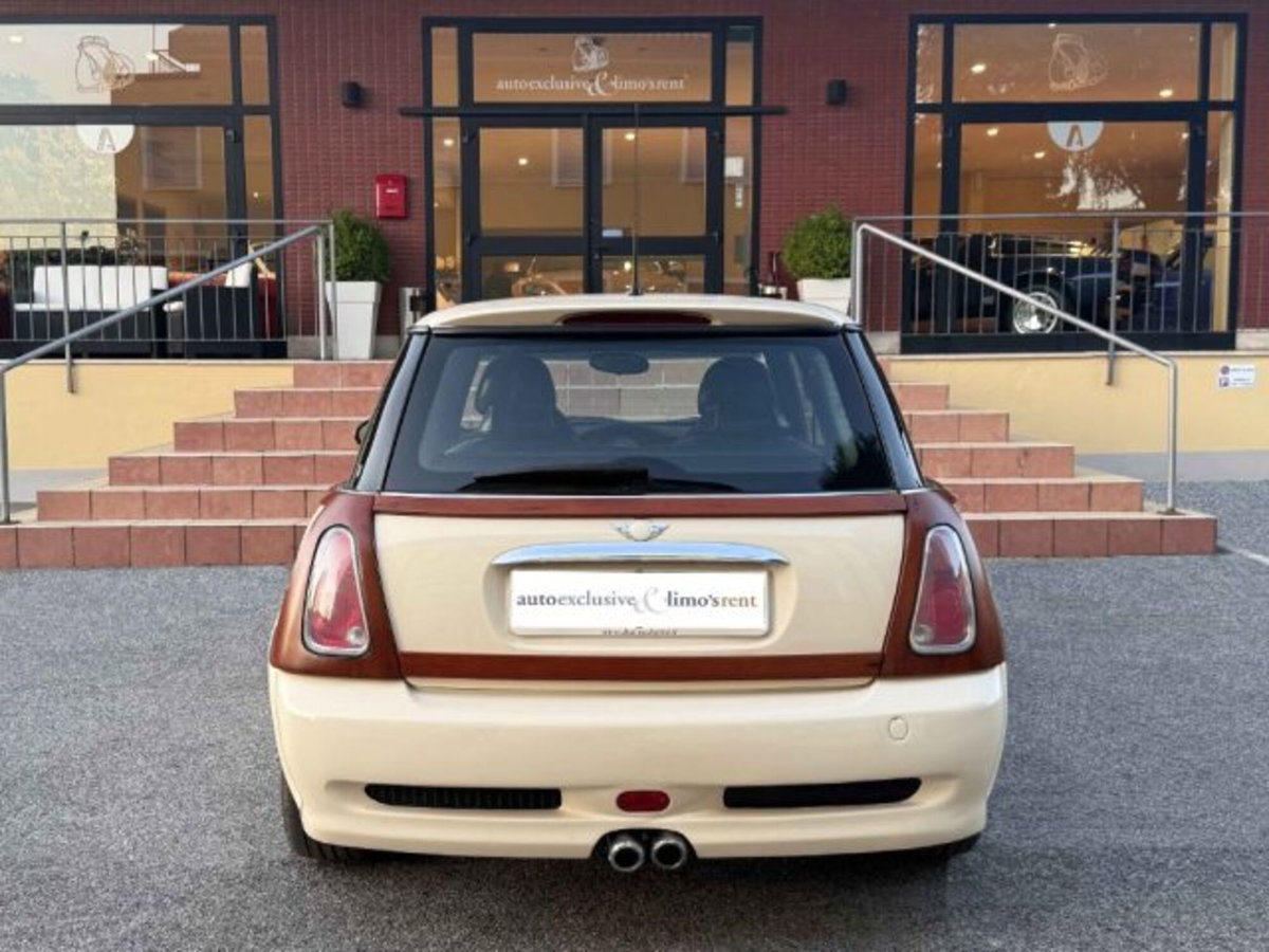 MINI Mini 1.6 16V Cooper (4)