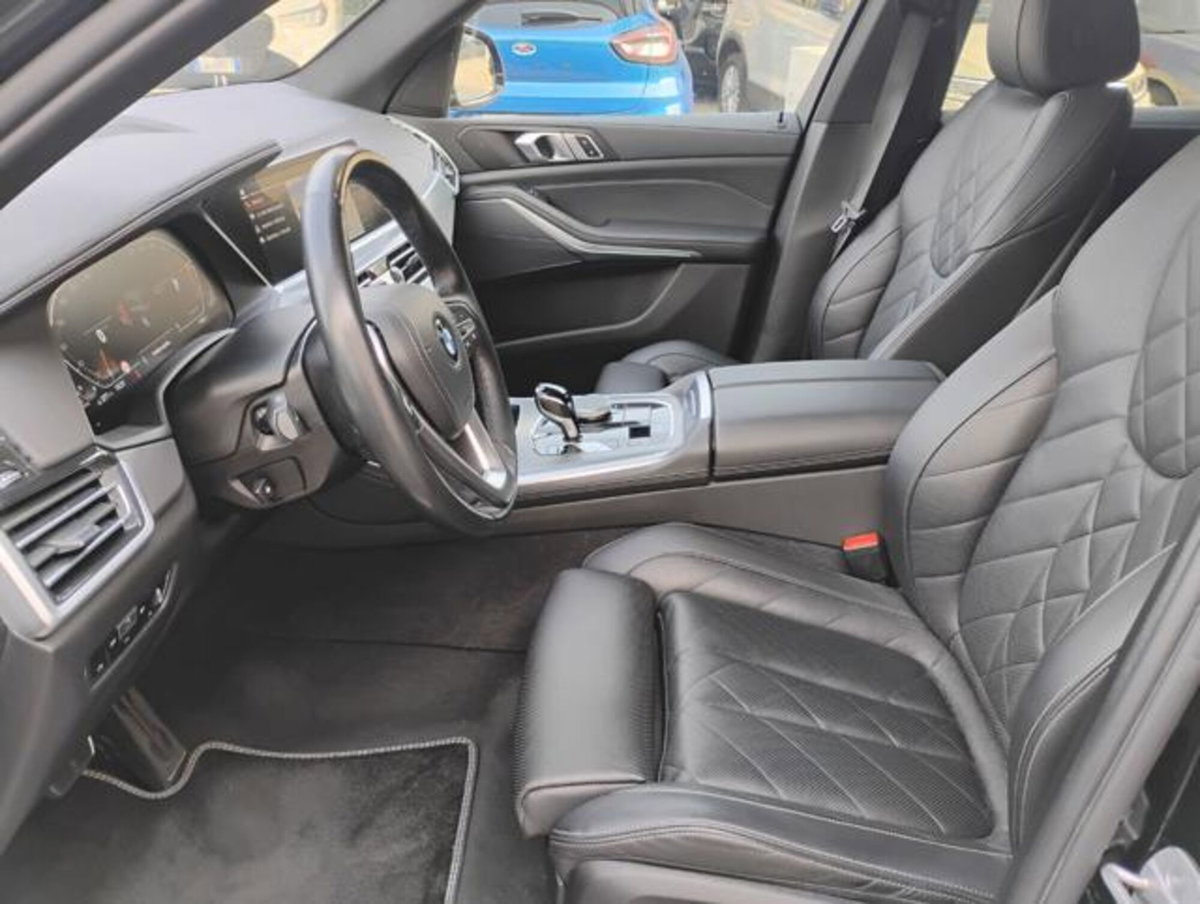 BMW X5 xDrive30d 48V xLine (11)