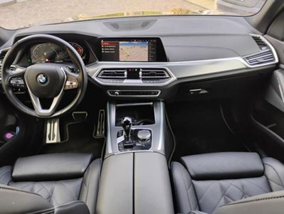 BMW X5 xDrive30d 48V xLine (7)