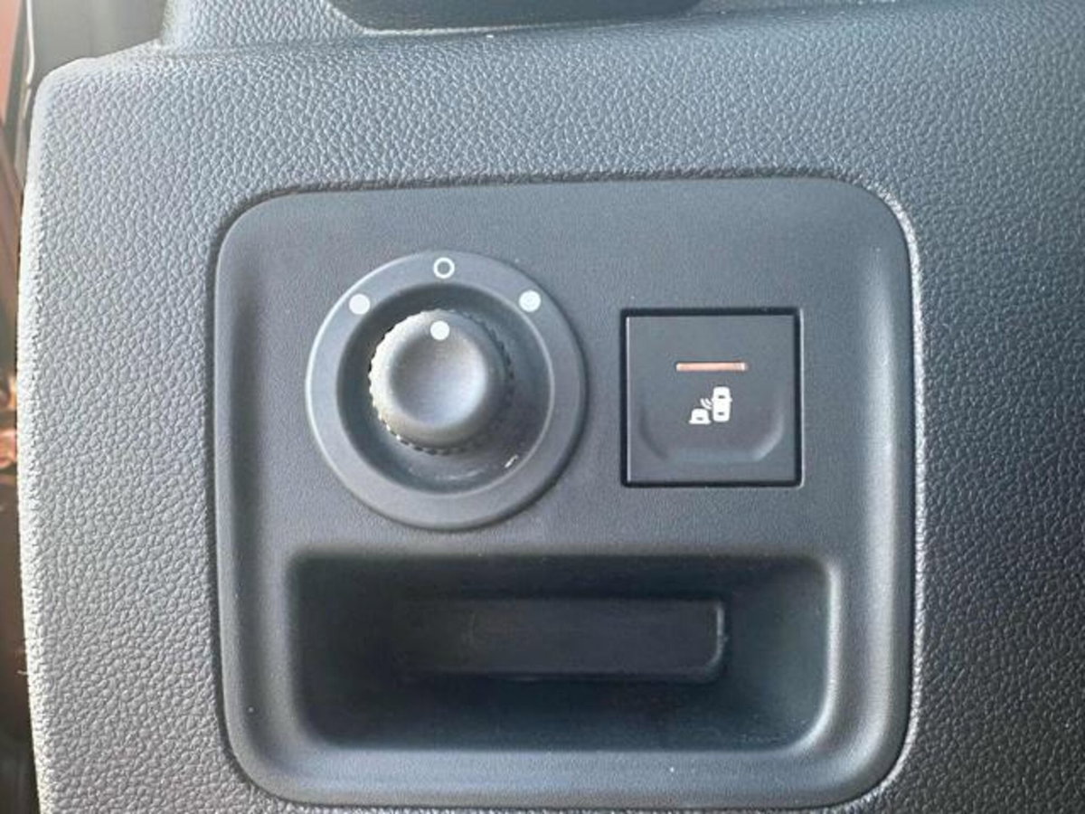 Dacia Duster 1.5 dCi 110CV 4x2 Prestige (17)