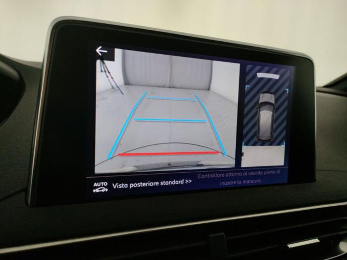Peugeot 3008 BlueHDi 130 S&S EAT8 GT Line (10)