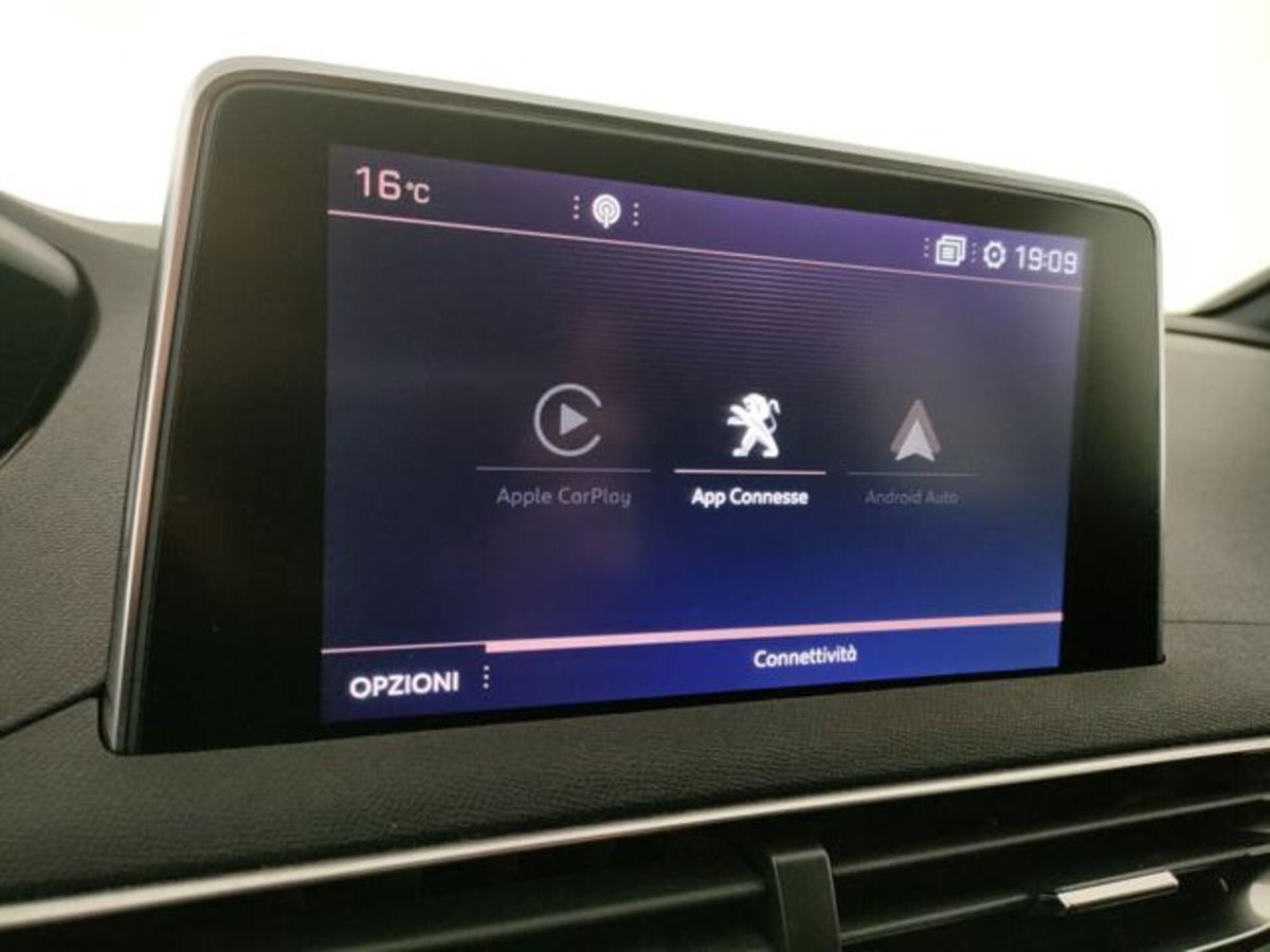 Peugeot 3008 BlueHDi 130 S&S EAT8 GT Line (15)