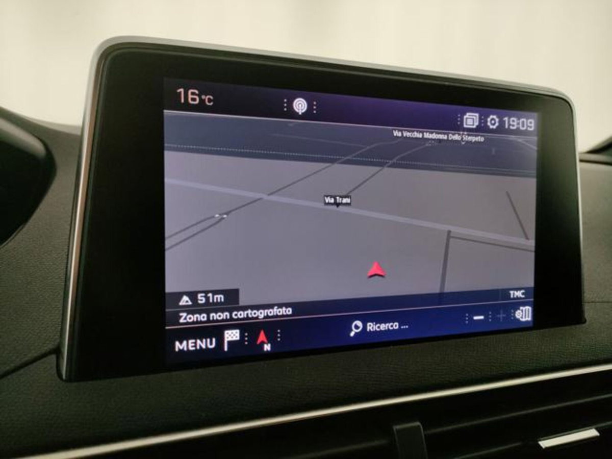 Peugeot 3008 BlueHDi 130 S&S EAT8 GT Line (9)