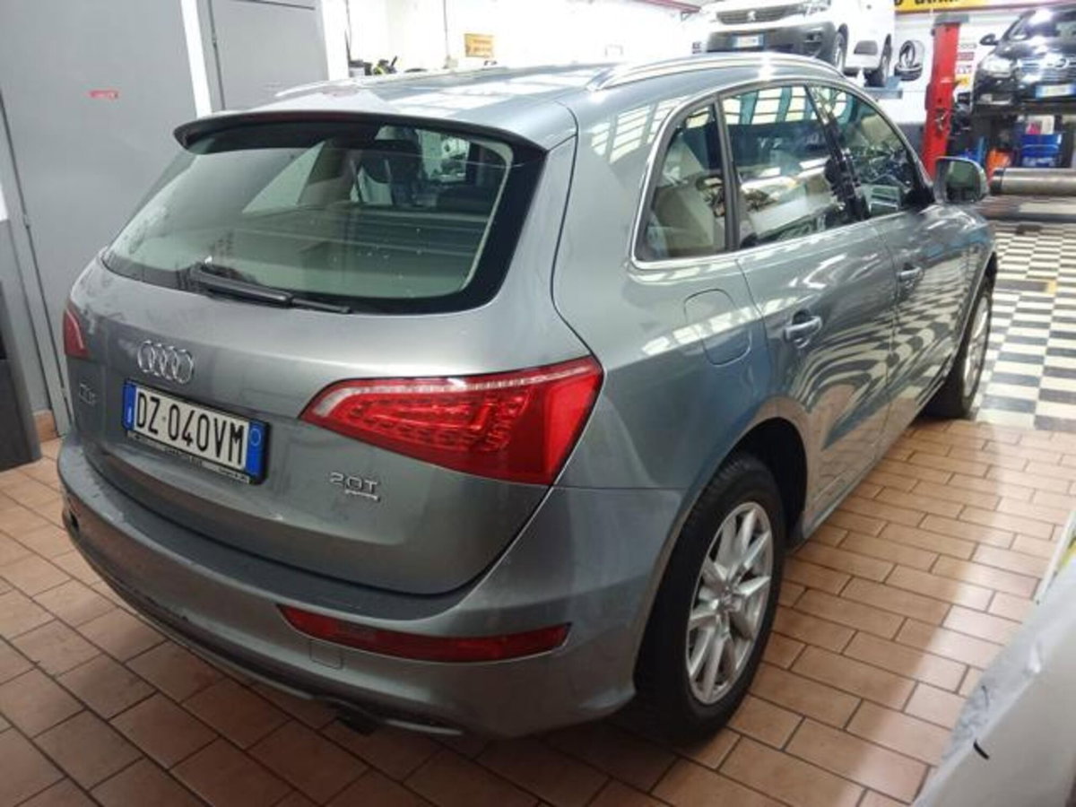 Audi Q5 2.0 TFSI 211 CV quattro S tronic (2)