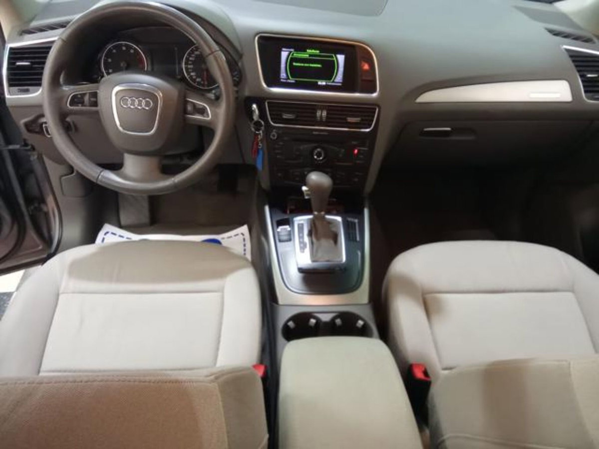 Audi Q5 2.0 TFSI 211 CV quattro S tronic (8)