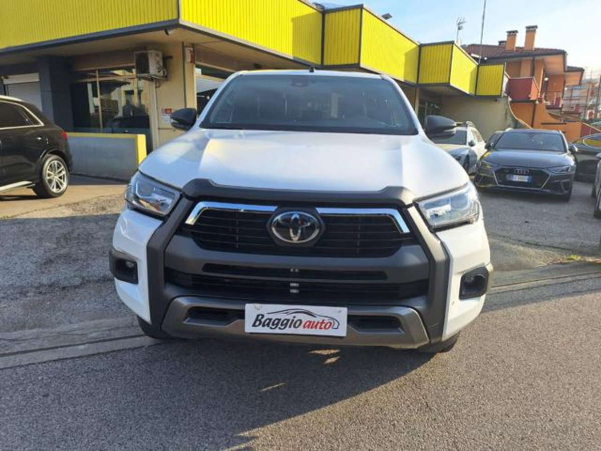 Toyota Hilux 2.8 D A/T 4WD porte Double Cab Invincible (13)