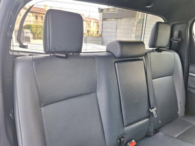 Toyota Hilux 2.8 D A/T 4WD porte Double Cab Invincible (20)