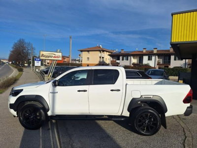 Toyota Hilux 2.8 D A/T 4WD porte Double Cab Invincible (4)