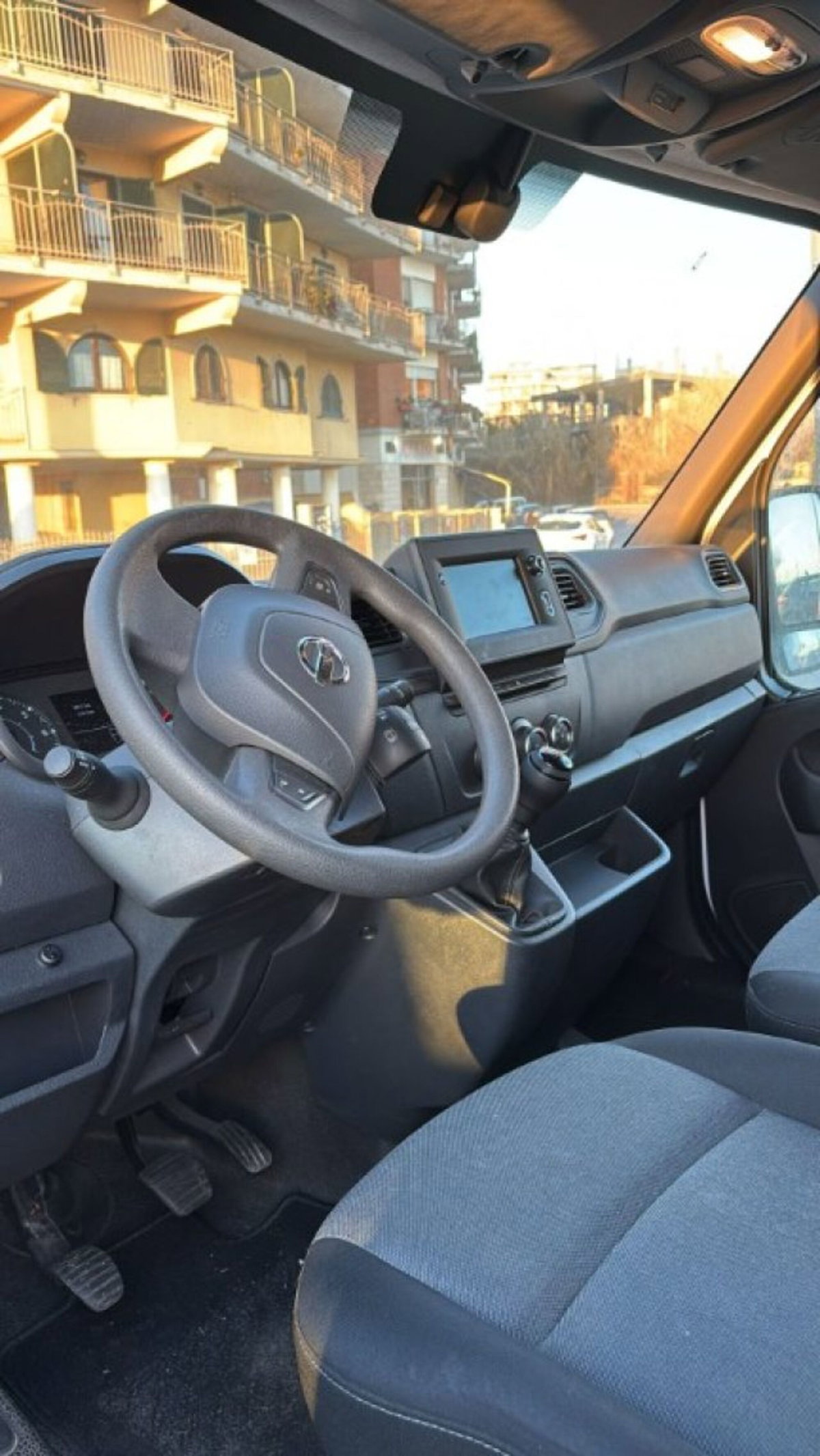 Nissan Interstar Furgone 35 2.3 dCi 130CV Tp-PM-SL-TA N-Connecta Furgone (7)