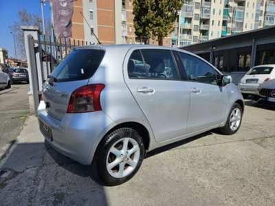 Toyota Yaris 1.0 5 porte Sol (3)
