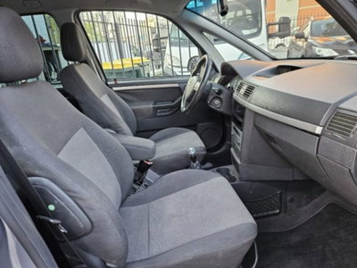 Opel Meriva 1.6 16V Club (6)