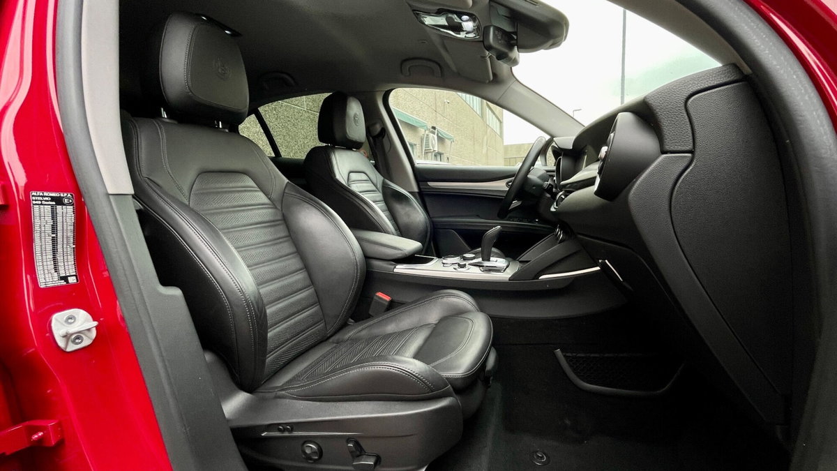 Alfa Romeo Stelvio Stelvio 2.2 Turbodiesel 190 CV AT8 Q4 Sprint (13)
