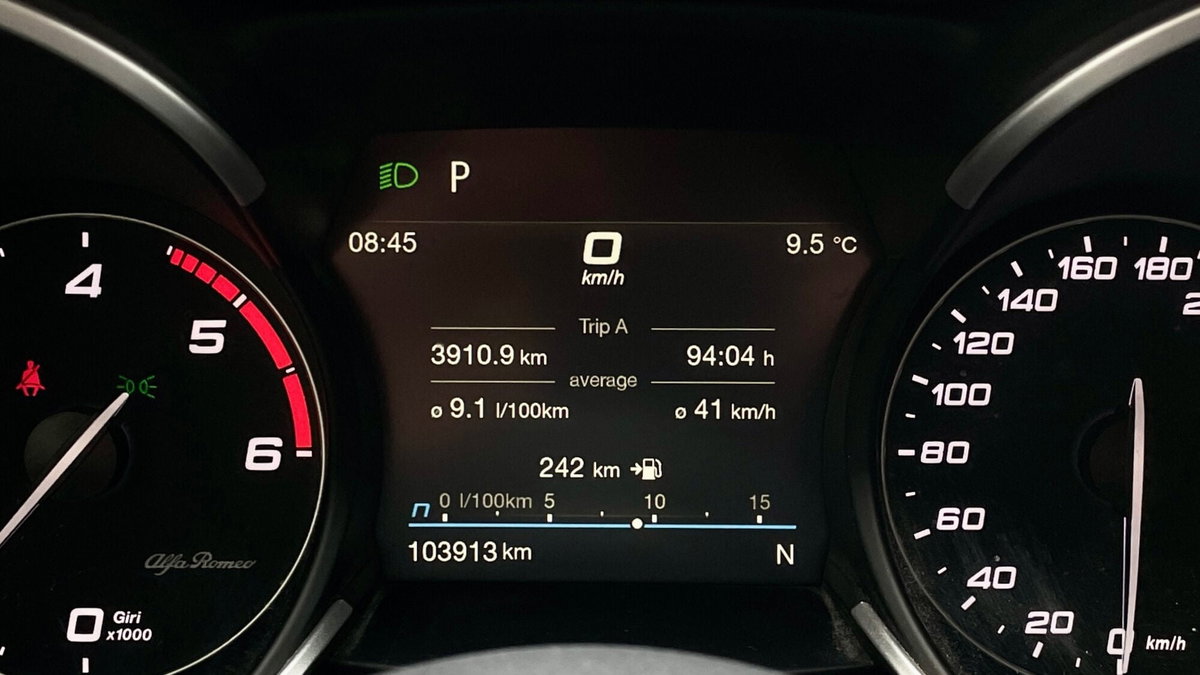 Alfa Romeo Stelvio Stelvio 2.2 Turbodiesel 190 CV AT8 Q4 Sprint (14)