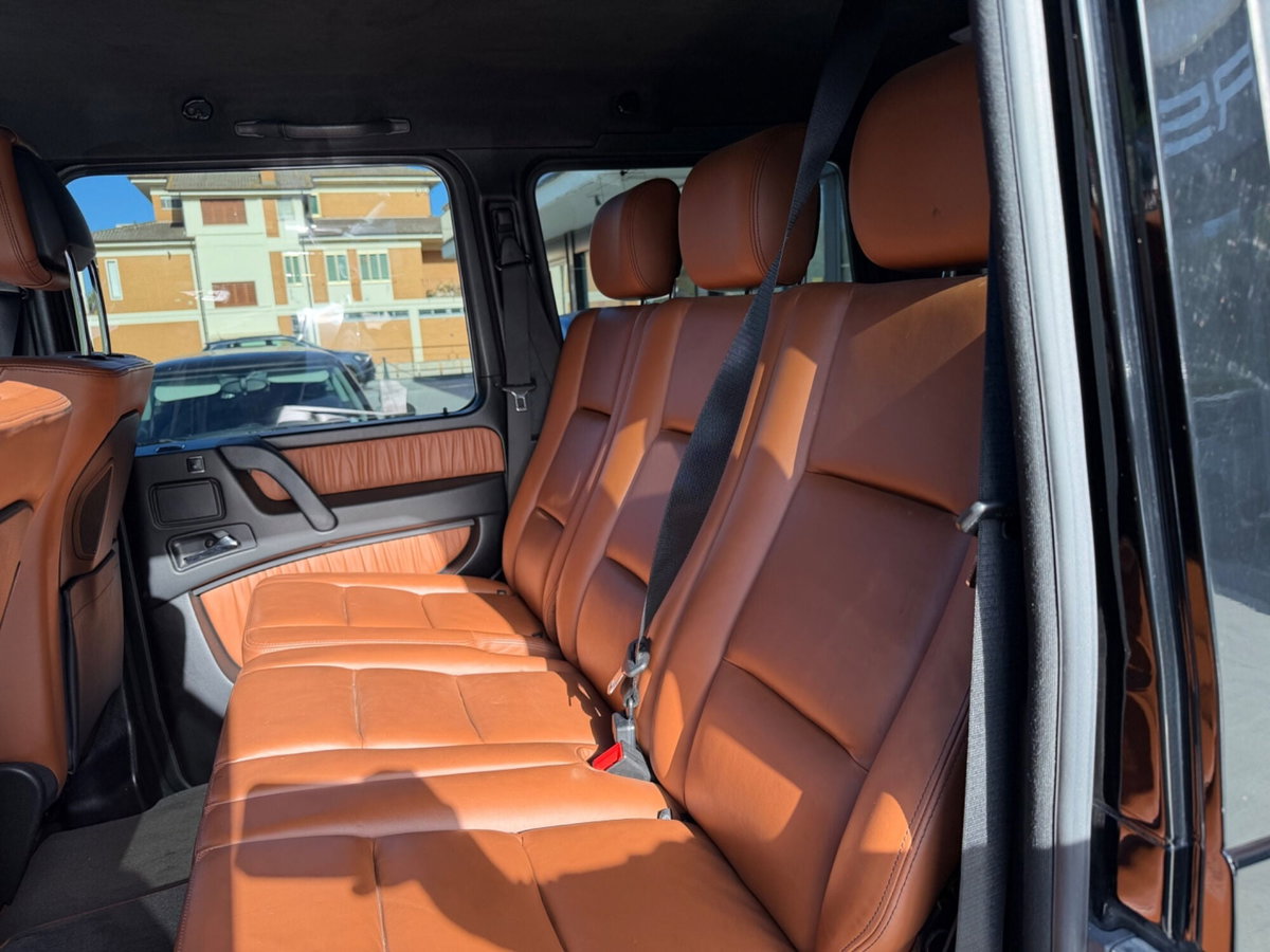 Mercedes-Benz Classe G 350 BlueTEC Lunga (18)