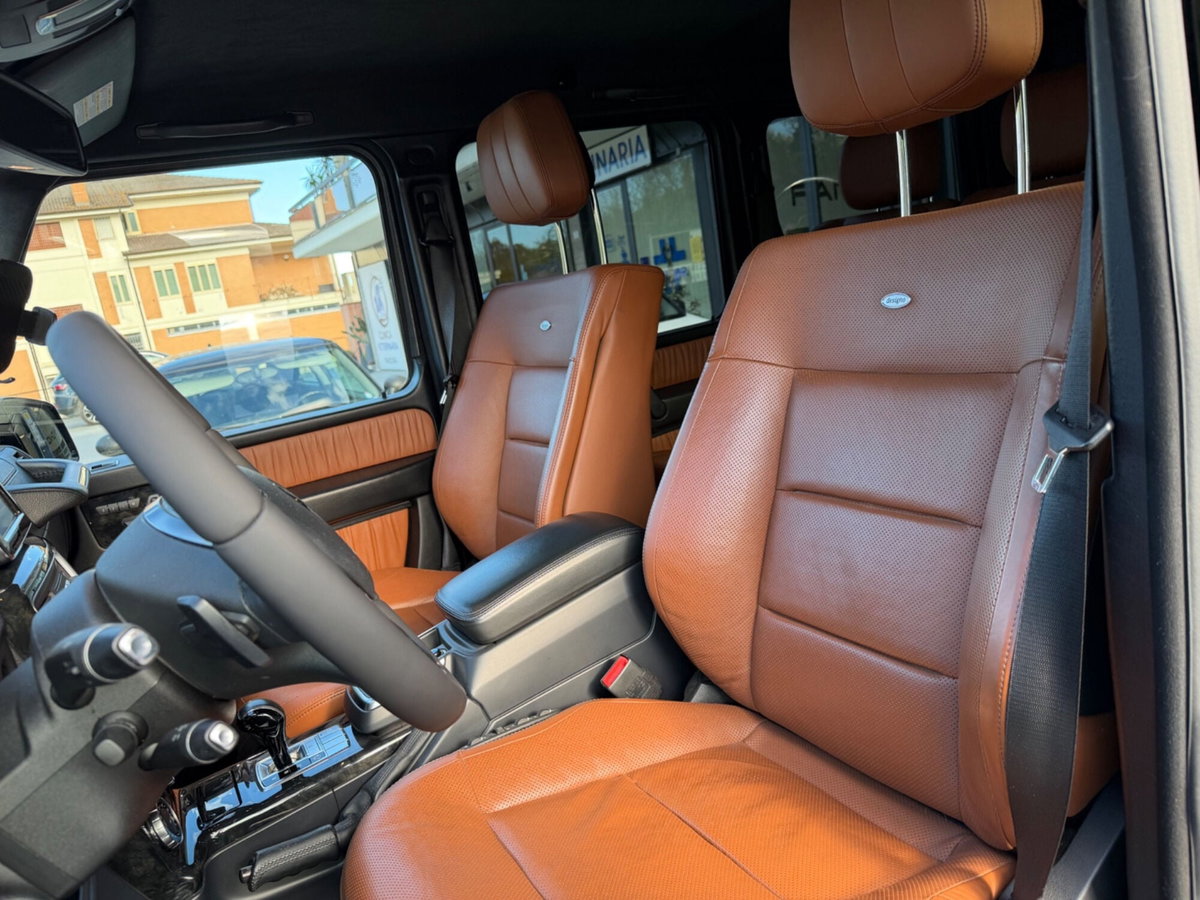 Mercedes-Benz Classe G 350 BlueTEC Lunga (9)