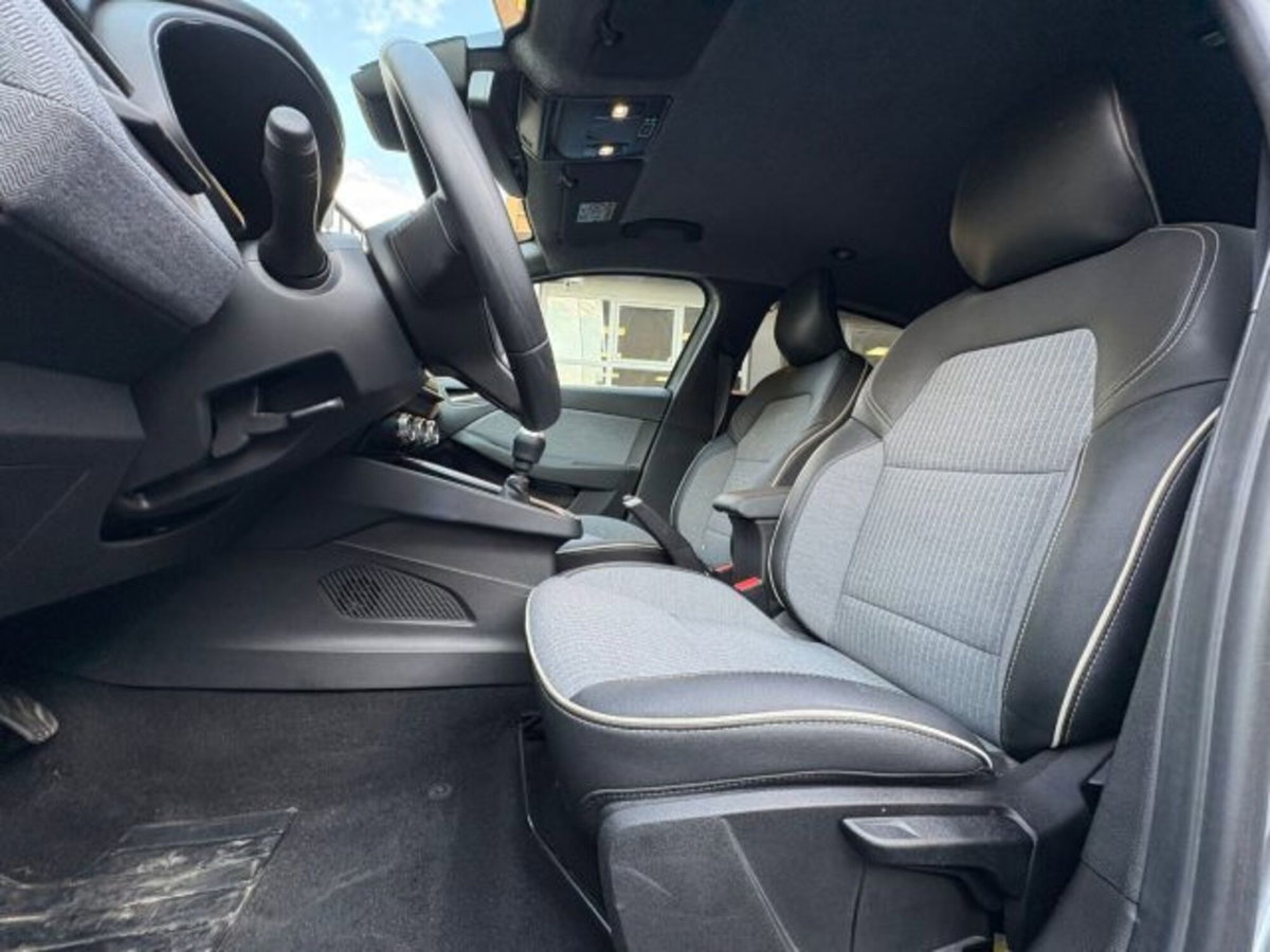 Renault Clio TCe 90 CV 5 porte Business (13)