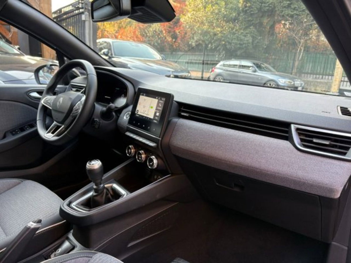 Renault Clio TCe 90 CV 5 porte Business (8)