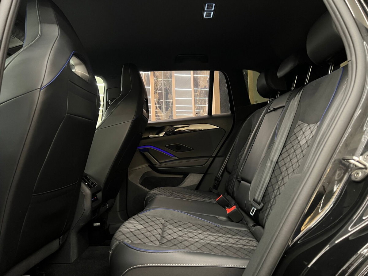 Volkswagen Tiguan 2.0 tdi R-Line 150cv dsg (12)