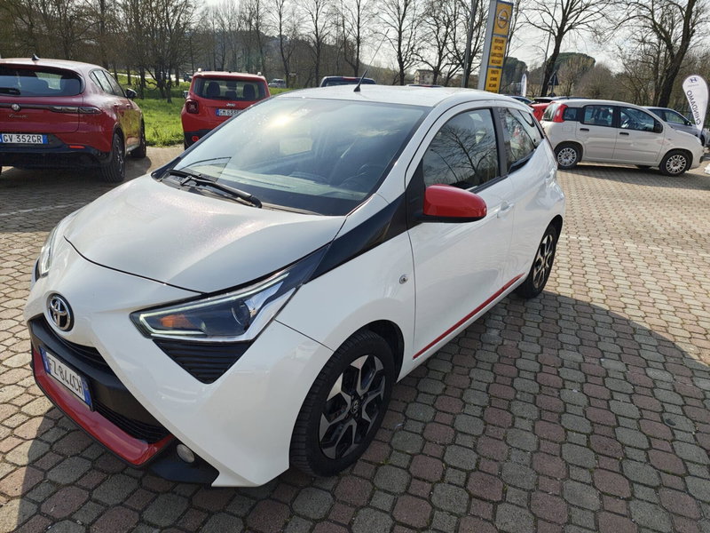 Toyota Aygo Connect 1.0 VVT-i 72 CV 5 porte x-play MMT