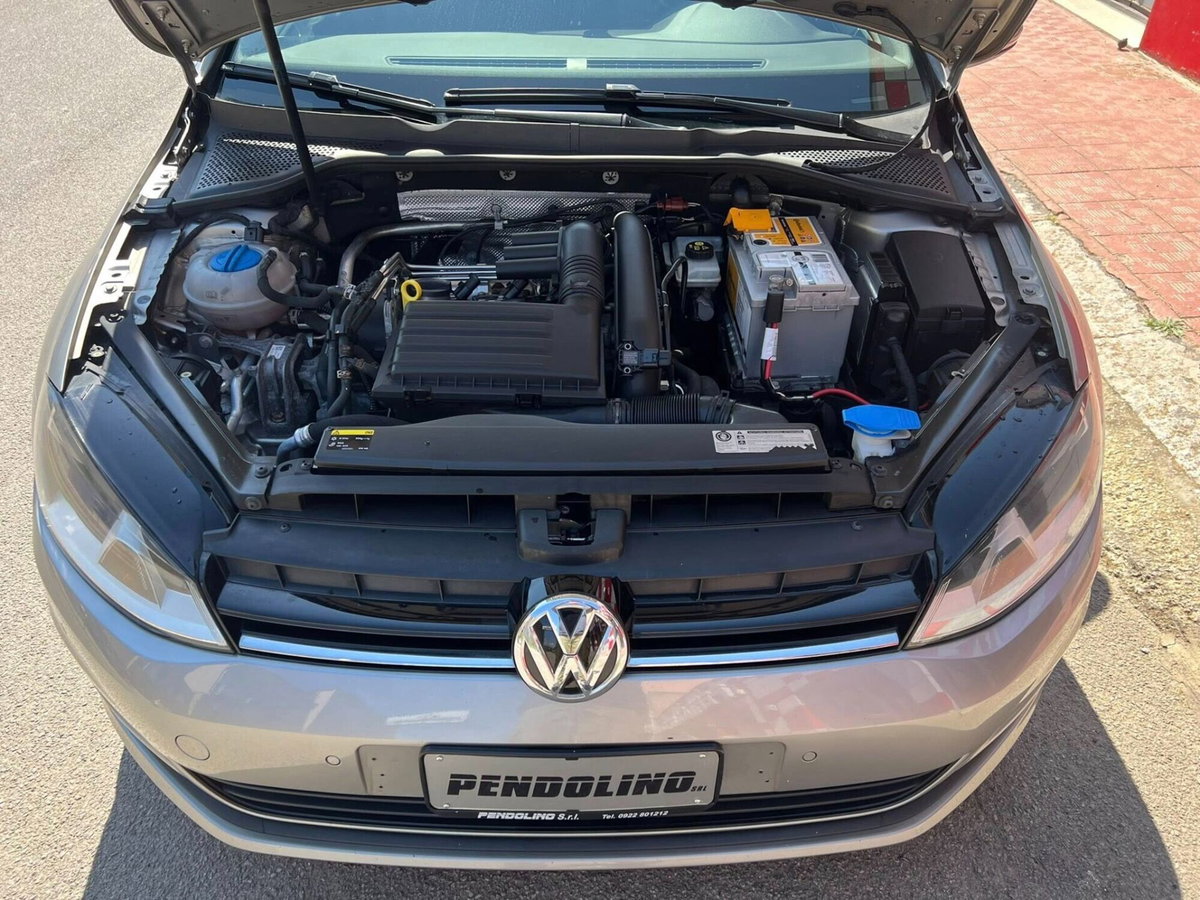 Volkswagen Golf 1.2 TSI 3p. Comfortline (9)