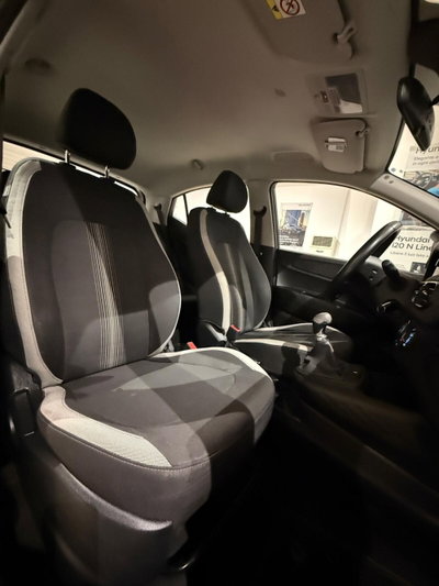 Hyundai i10 1.0 MPI Tech (11)