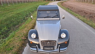 Citroen 2CV 6 Charleston (10)