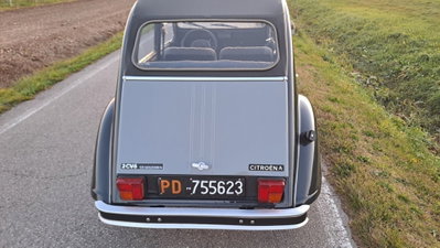 Citroen 2CV 6 Charleston (4)