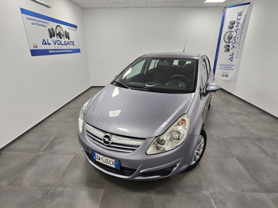Opel Corsa 1.2 3 porte Club (2)