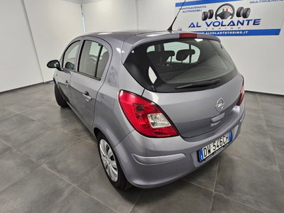 Opel Corsa 1.2 3 porte Club (5)
