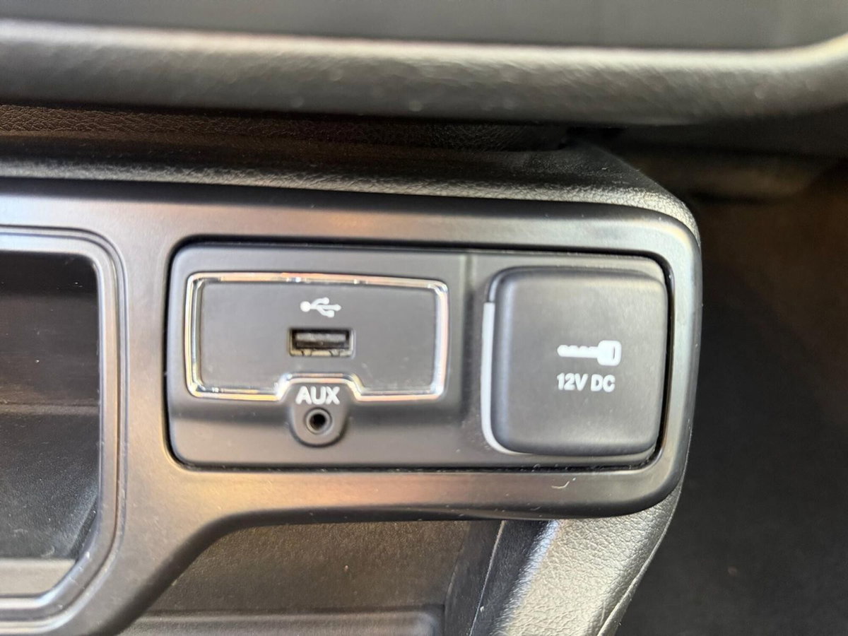 Jeep Renegade 1.6 Mjt 120 CV Longitude (20)