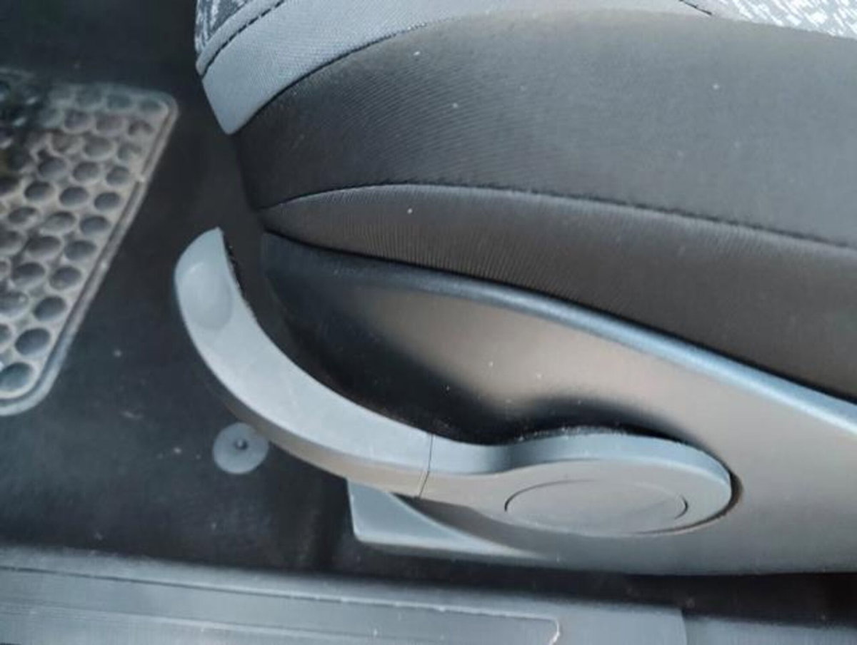 Lancia Ypsilon 1.0 FireFly 5 porte S&S Hybrid Gold Plus (11)