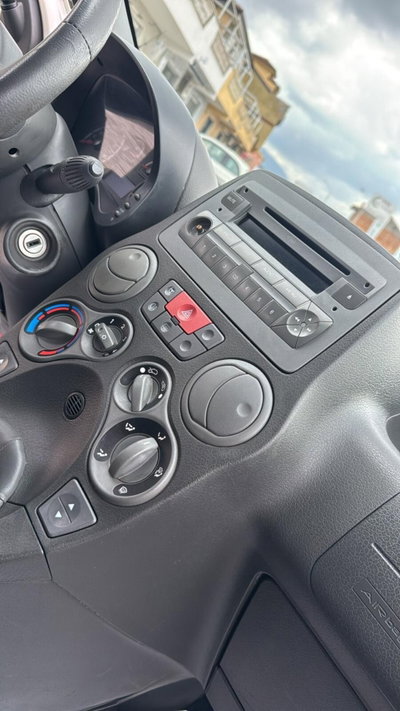 Fiat Panda 1.3 MJT 16V DPF 4x4 Climbing (8)