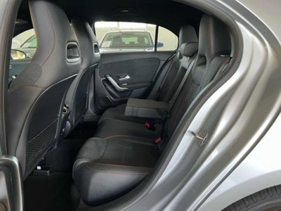 Mercedes-Benz Classe A 180 AMG Line Premium Plus auto (12)