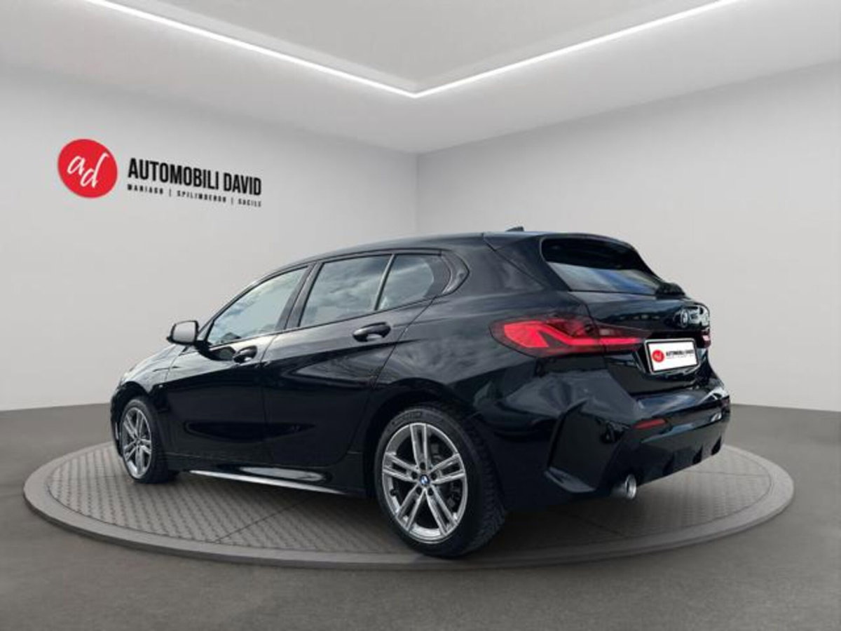 BMW Serie 1 116d 2.0 116CV cat 5 porte Attiva DPF (3)