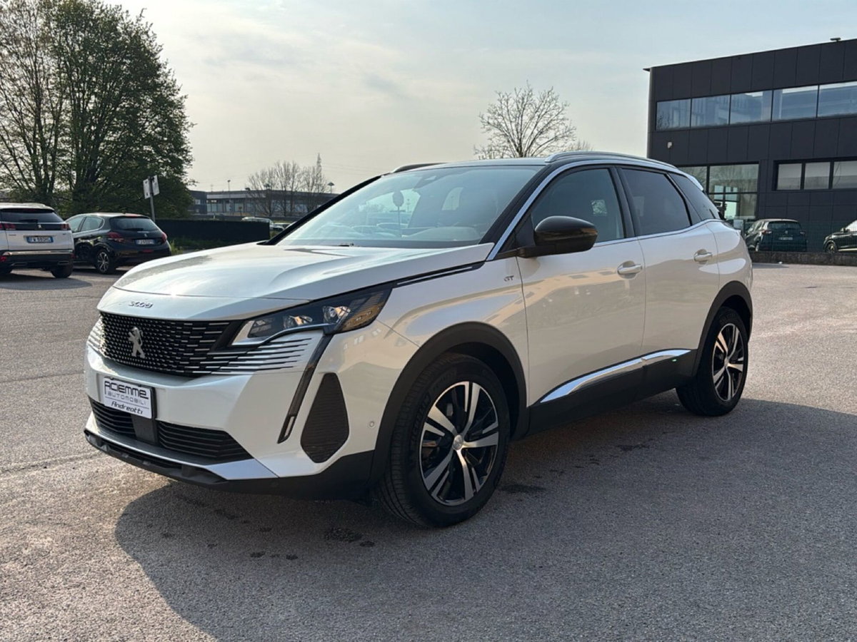 Peugeot 3008 BlueHDi 130 S&S EAT8 GT (2)