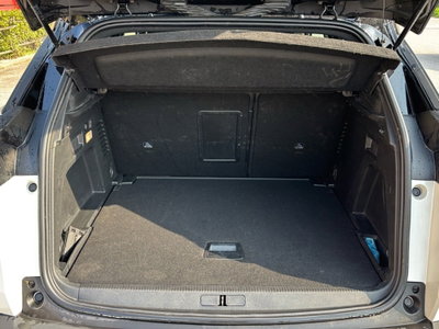 Peugeot 3008 BlueHDi 130 S&S EAT8 GT (20)