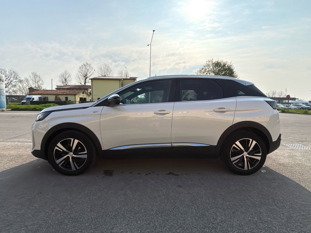 Peugeot 3008 BlueHDi 130 S&S EAT8 GT (5)