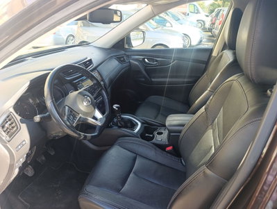 Nissan X-Trail dCi 150 2WD Business (5)