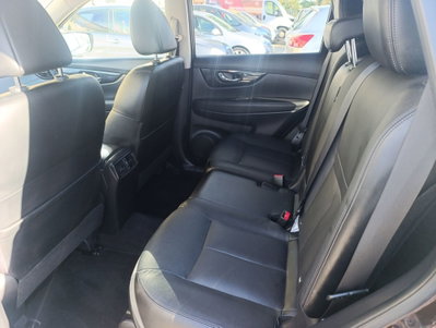 Nissan X-Trail dCi 150 2WD Business (6)