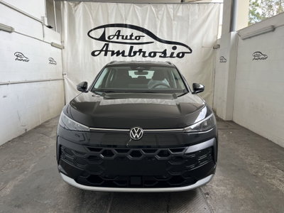 Volkswagen T-Roc 1.5 tsi Life dsg (2)