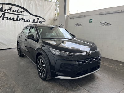 Volkswagen T-Roc 1.5 tsi Life dsg (3)