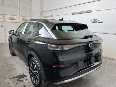 Volkswagen T-Roc 1.5 tsi Life dsg (4)
