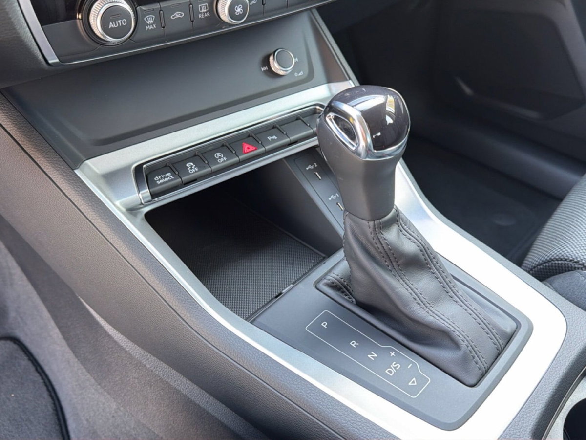 Audi Q3 Sportback 35 TDI quattro S tronic S line edition (19)