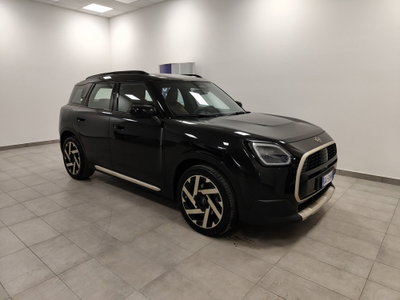 MINI Mini Countryman E Favoured (2)
