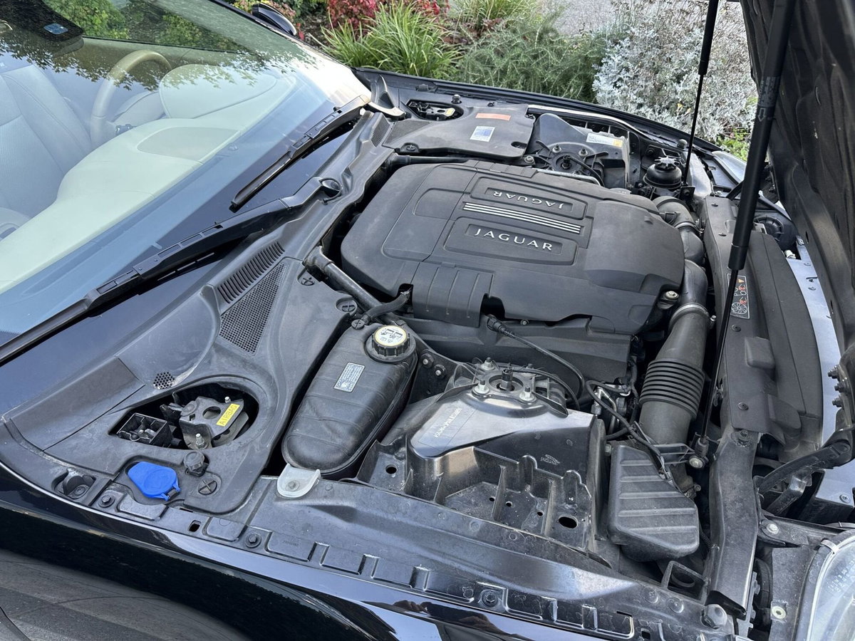 Jaguar XK 5.0 V8 Portfolio Coupé (8)