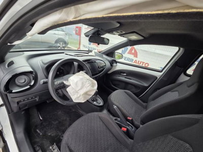 Toyota Aygo X 1.0 VVT-i 72 CV 5 porte Limited S-CVT (10)