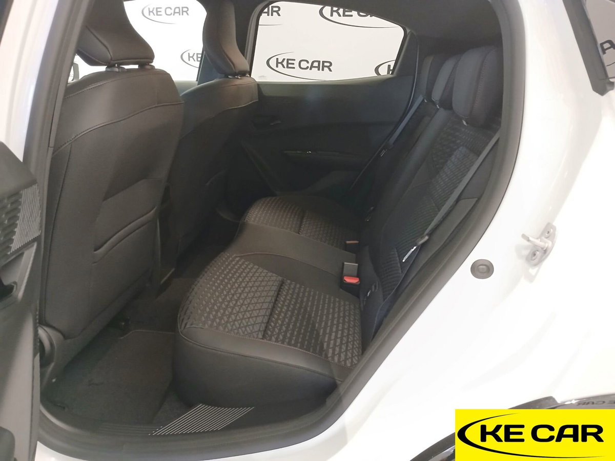 Renault Clio 1.2 tce Techno 115cv (17)