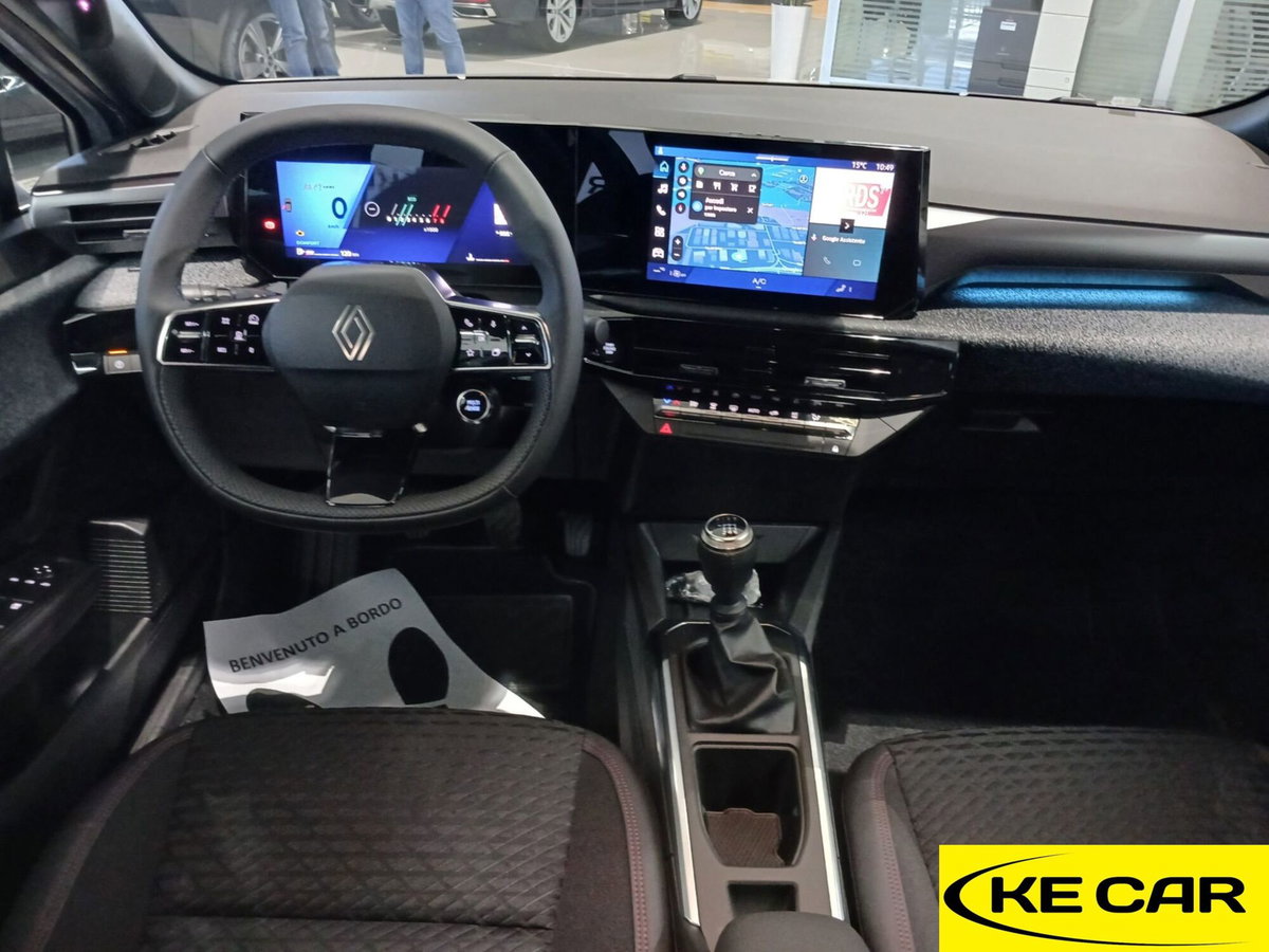 Renault Clio 1.2 tce Techno 115cv (9)