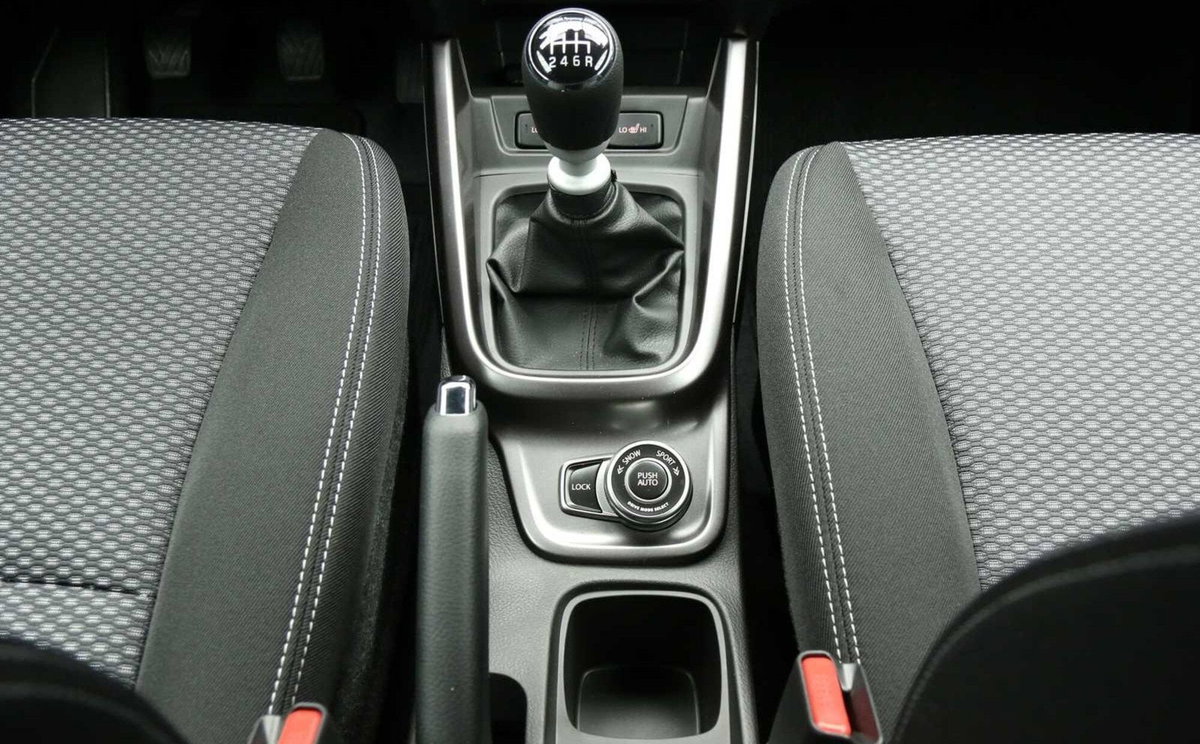Suzuki Vitara 1.4 Hybrid 4WD AllGrip Easy Cool (17)